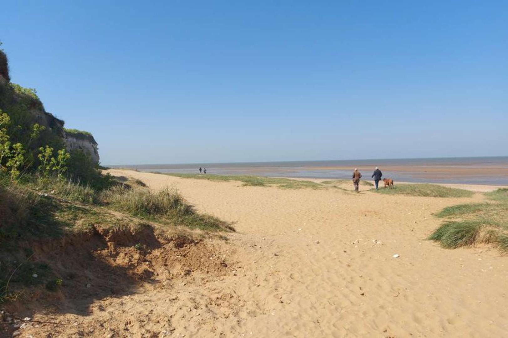 Gone To The Beach Flat 1 ฮันสแตนตัน ภายนอก รูปภาพ