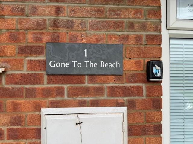 Gone To The Beach Flat 1 ฮันสแตนตัน ภายนอก รูปภาพ